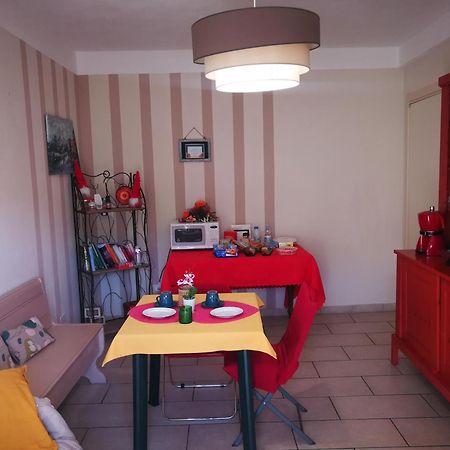 Ca Di Toni Bed & Breakfast Testana Exterior photo