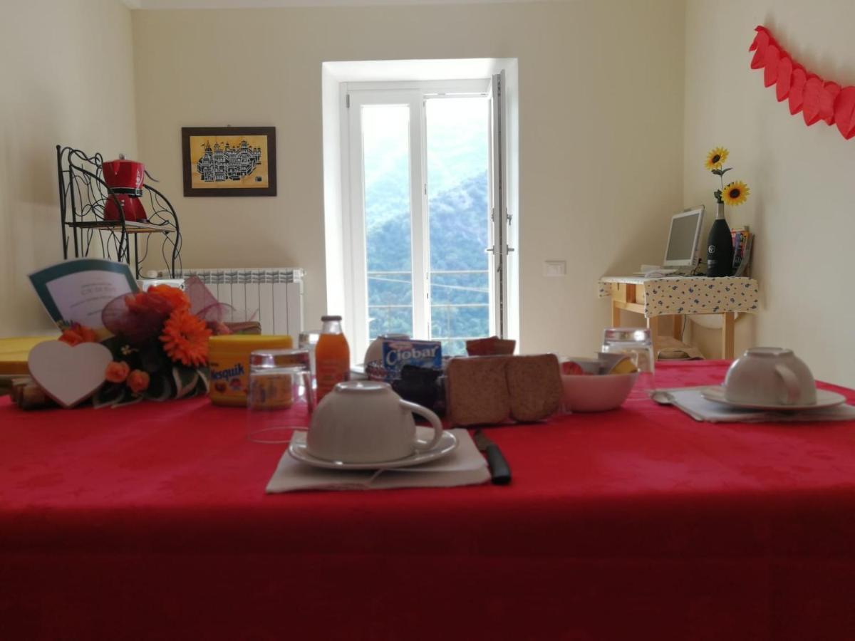 Ca Di Toni Bed & Breakfast Testana Exterior photo